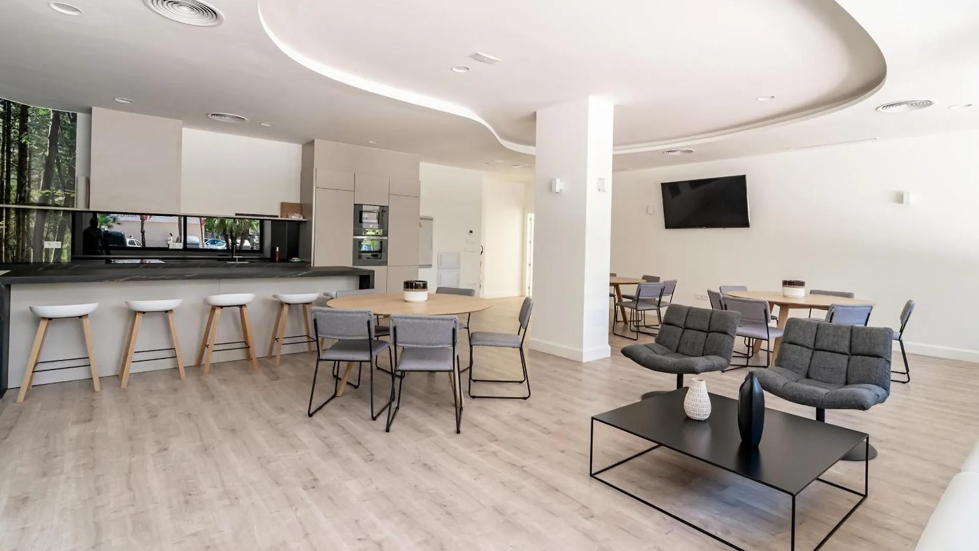 Apartment Inf31J - Stunning Holiday Home Next To Beach Estepona Spain