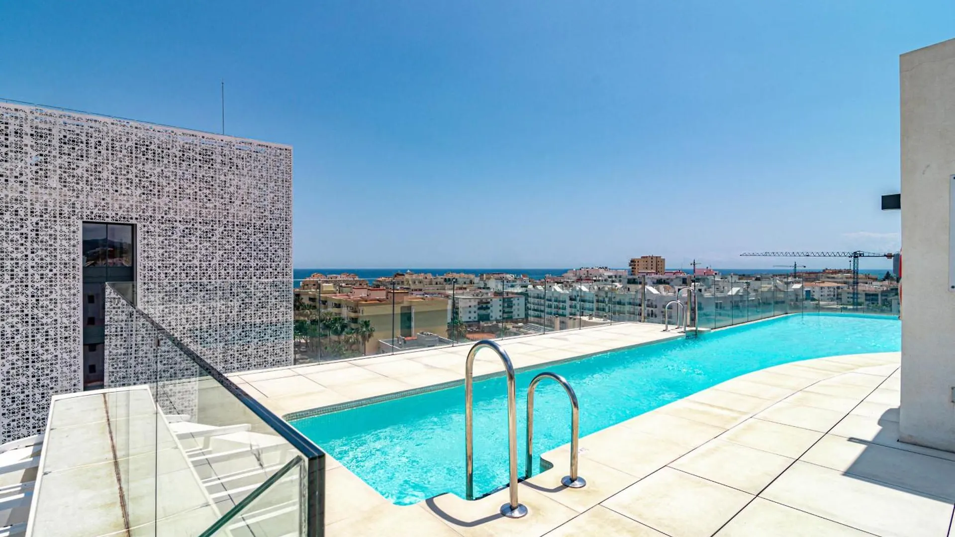 Inf31J - Stunning Holiday Home Next To Beach Estepona